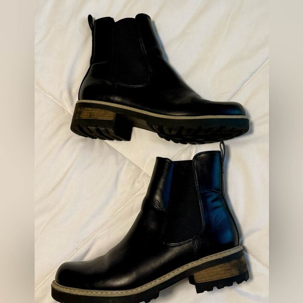 Black Boots